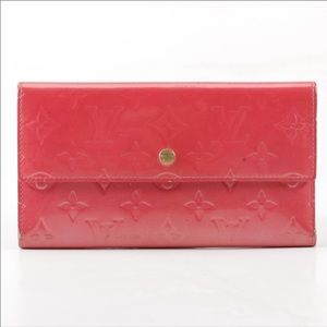 Louis Vuitton Mono Framboise Vernis Sarah Wallet